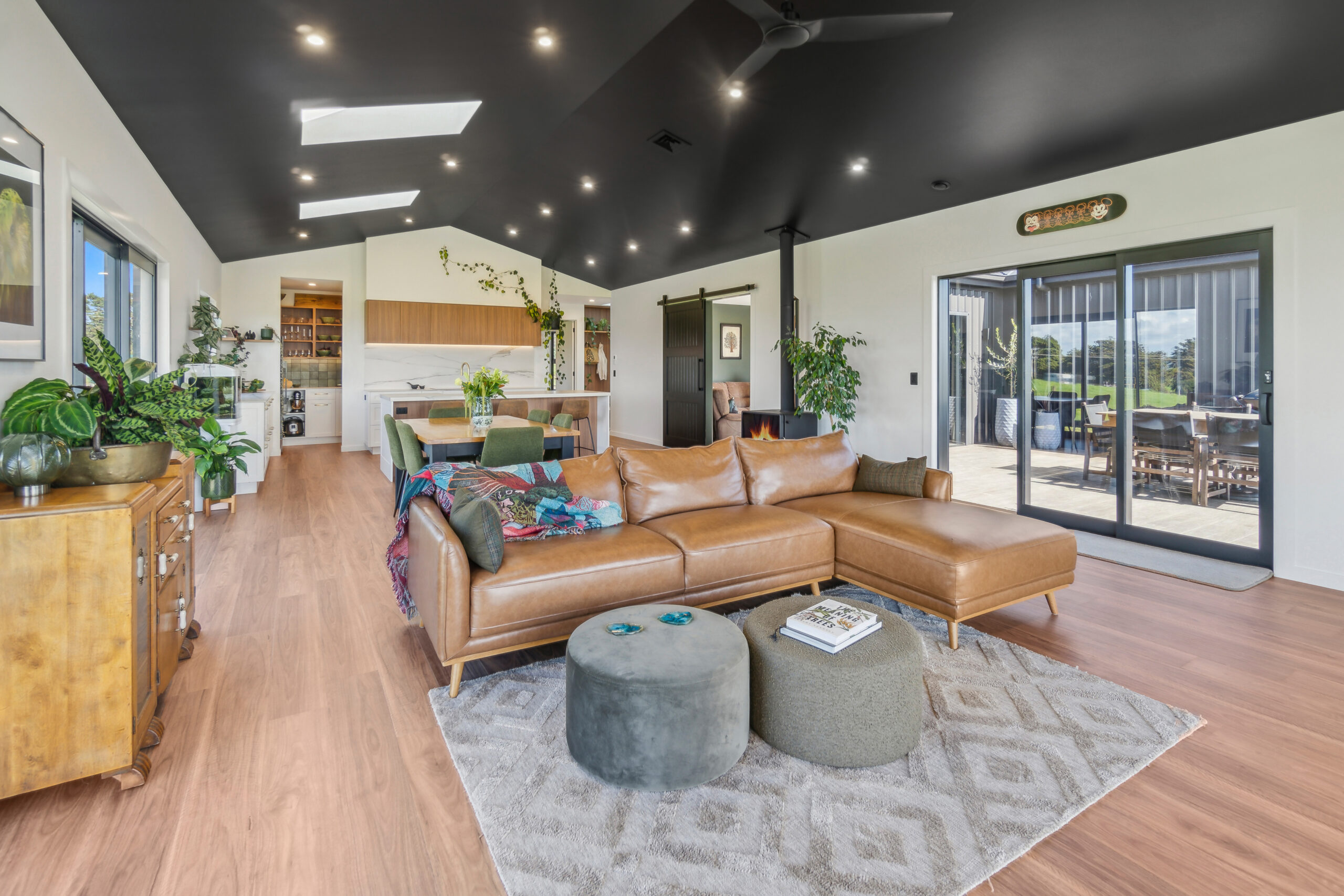 real-estate-photography-auckland-living-area-2